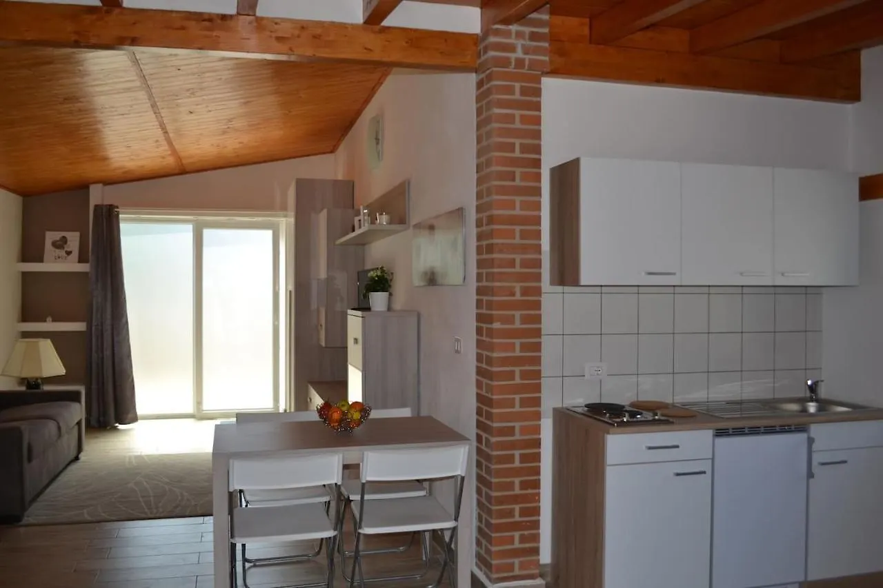 Amazing Appia Antica - Campidoglio Apartment Rome 0*,